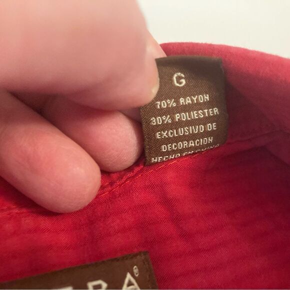 Cubavera Red Textured Men’s Shirt - Picture 4 of 10